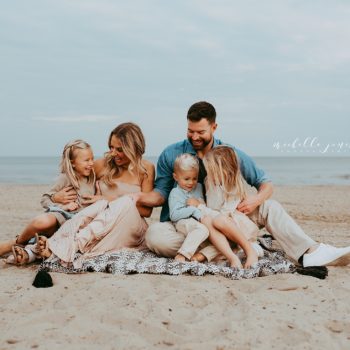 Kluber Family | Edgewater Park Cleveland Ohio Family Photographer